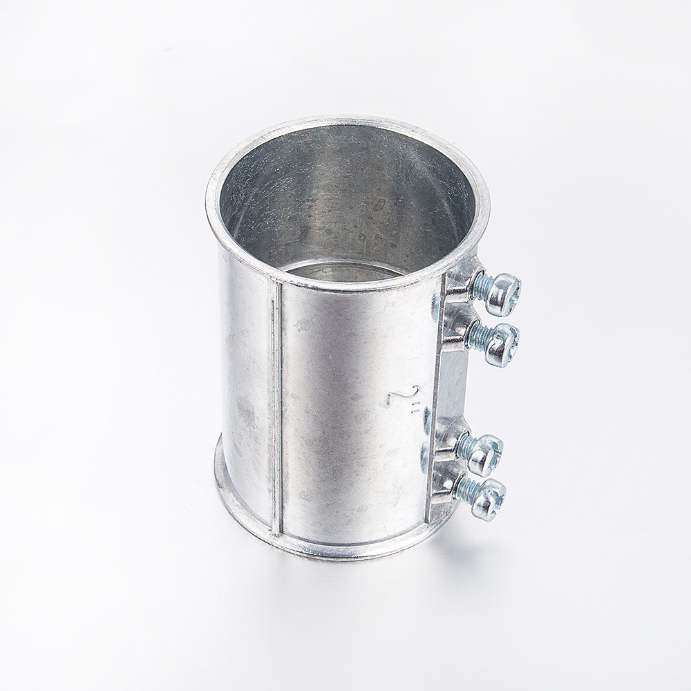 Screwed 2 Inch EMT Coupling